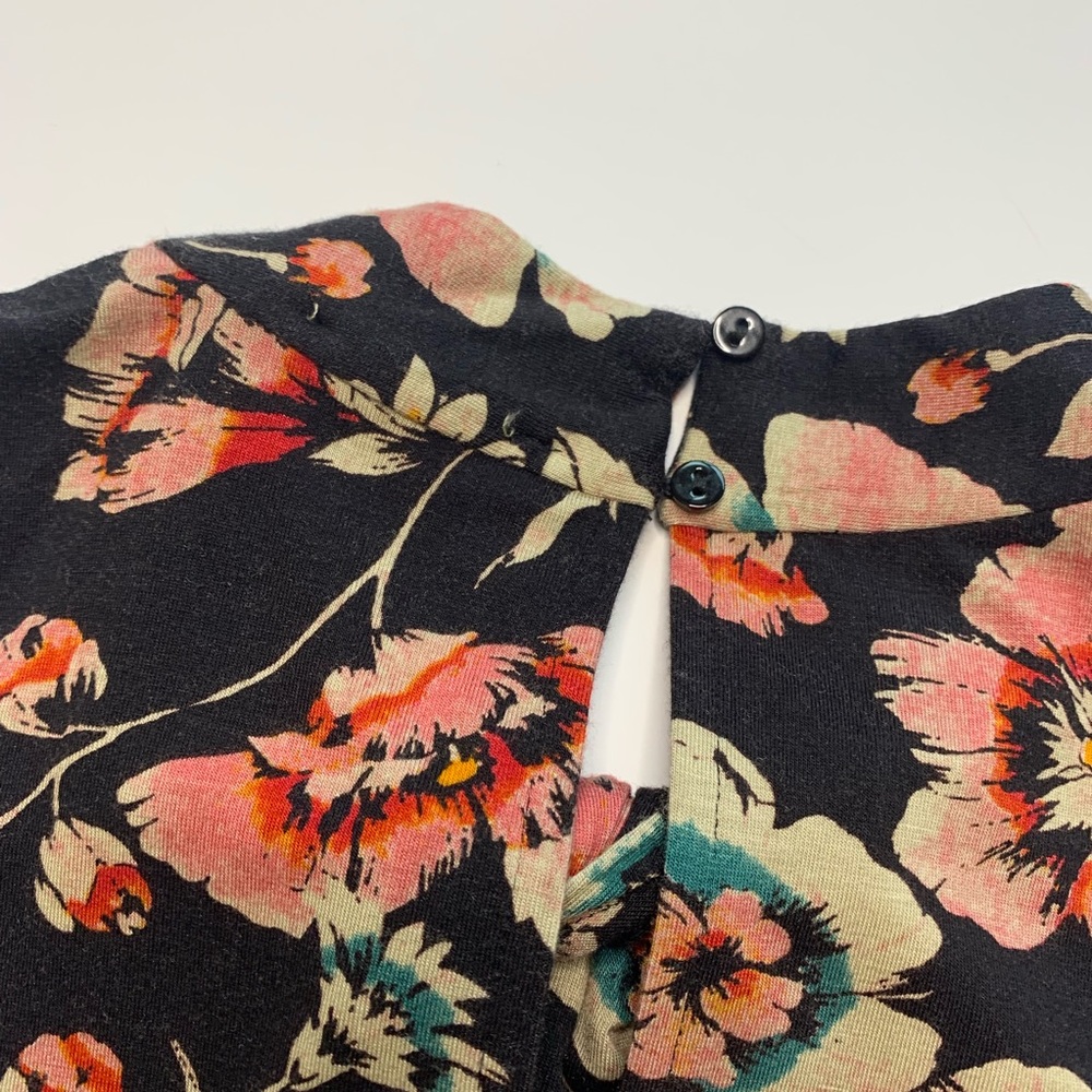 Vanessa Virginia Floral Black High Neck Twist Top - Picture 6 of 8